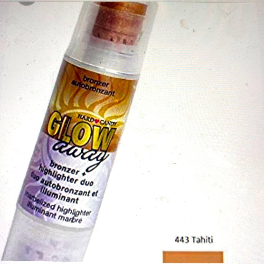 Hard Candy Glow Away highlighter & Bronzer  443